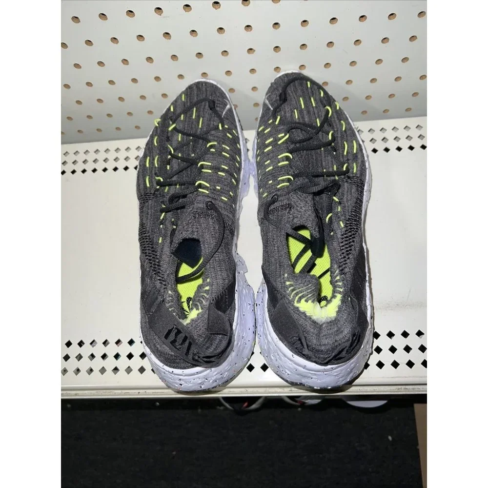 Nike Space Hippie 04 Black Volt Mens Athletic Shoes Size 10.5 CZ6398-010 - Picture 2 of 9